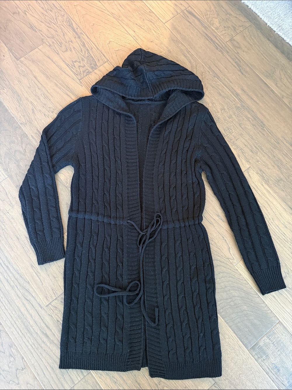 Source Unknown Black Hooded Cable-Knit Cardigan with Tie Waist S
